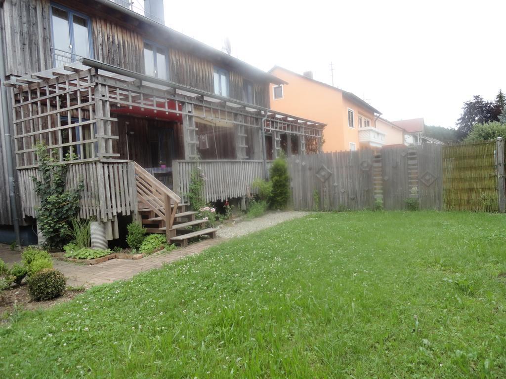 Holzhaus Mit Gruener Aussicht Zum Erholen Villa Burgheim Bagian luar foto